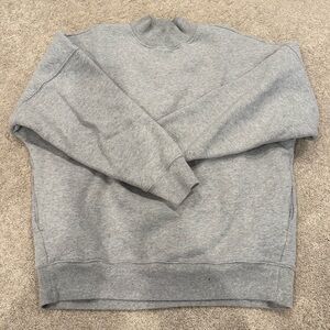 Aritzia mockneck sweatshirt (with pockets!)